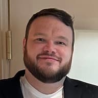 Evan Grant headshot
